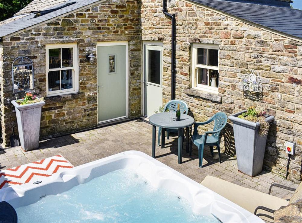 Hot tub at Hare Cottage in Westgate, Near Stanhope, Durham