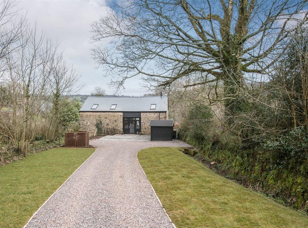 Harewood Barn is a detached property