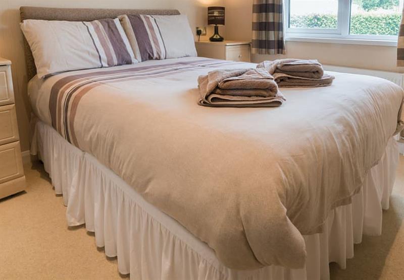 Double bedroom in the Cox Lodge at Harford Bridge in Tavistock, South Devon