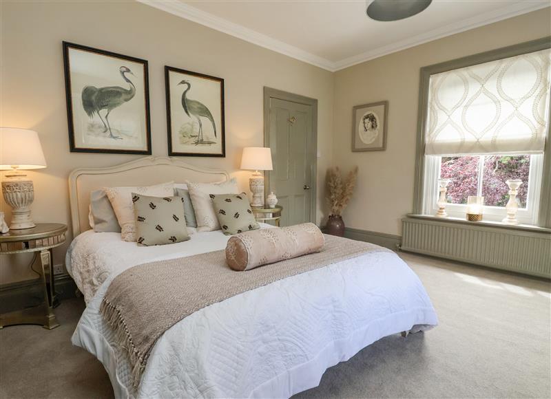 One of the 5 bedrooms (photo 3) at Harford House, Holme-On-Spalding-Moor