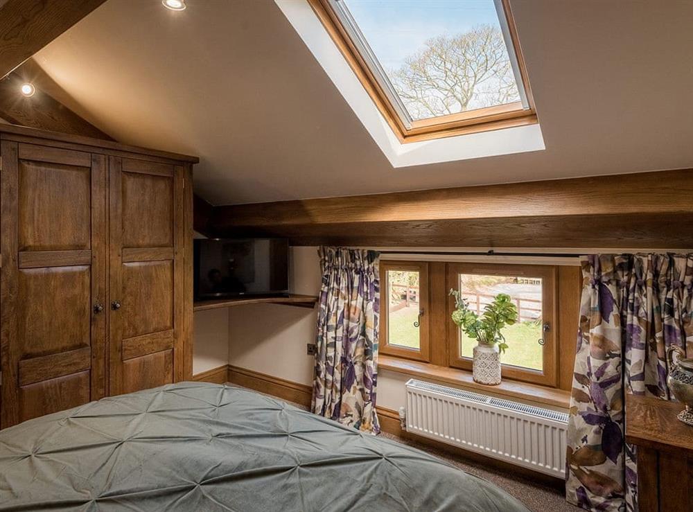 Double bedroom (photo 4) at Sycamore Barn, 