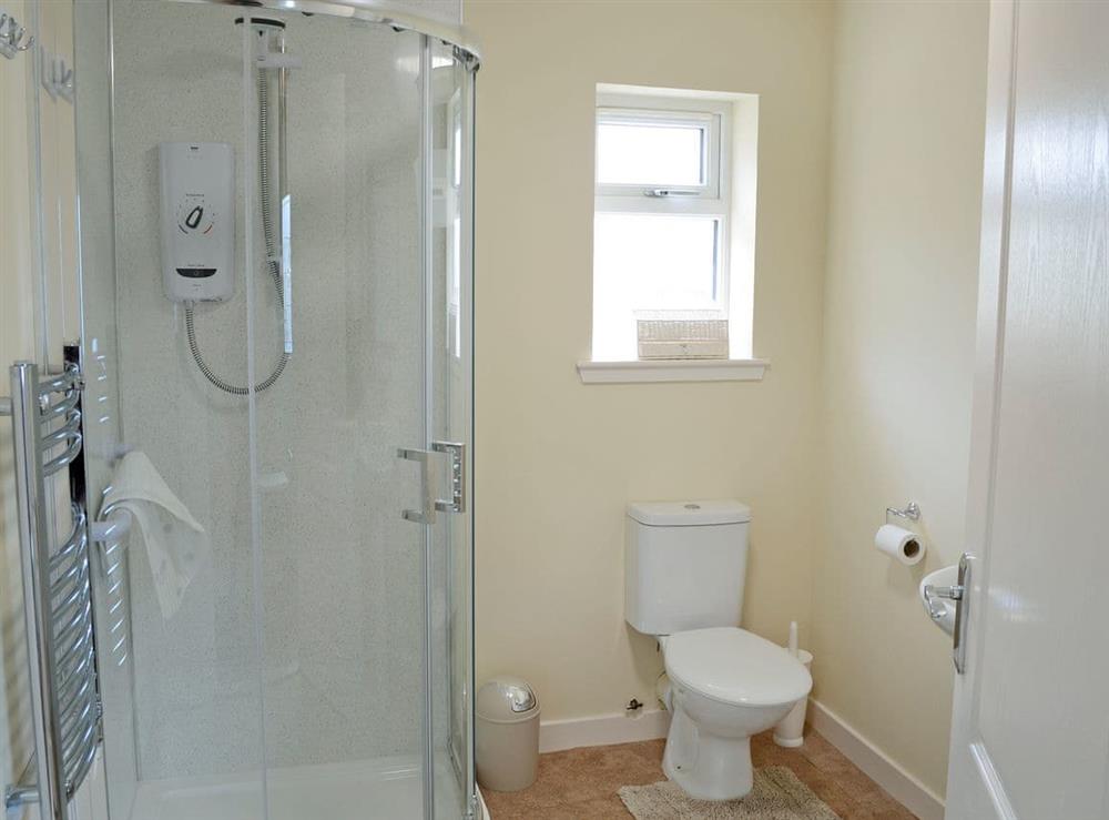 Well presented shower room at Harland Cottage in Castletown, near Thurso, Caithness