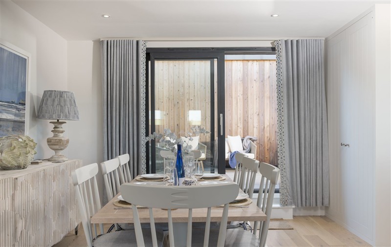 Dining room at Harlyn Penthouse, Cornwall