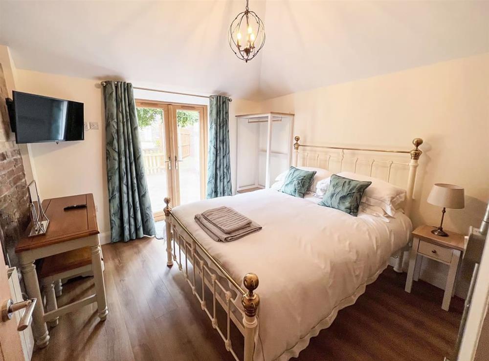 Double bedroom at Stable Barn 1, 