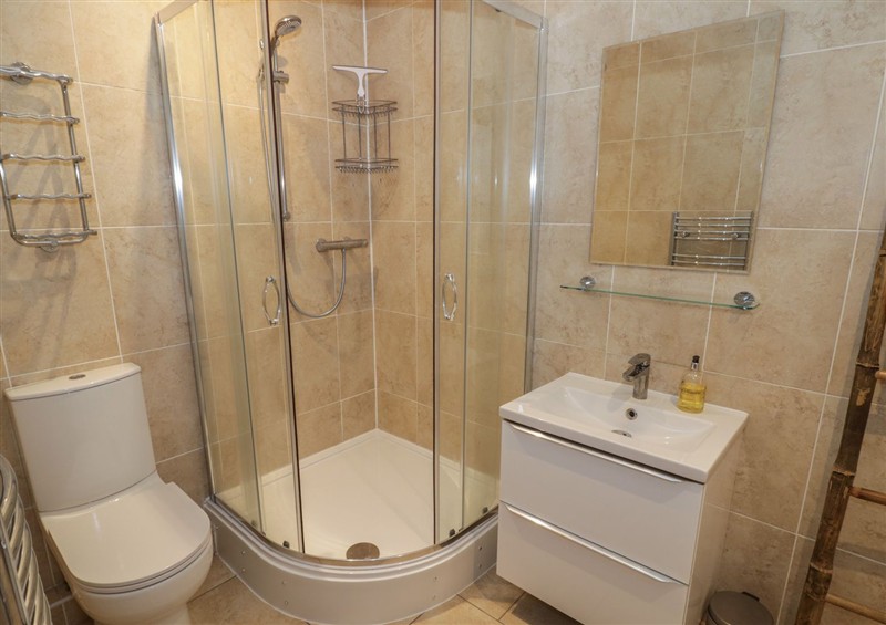 Bathroom (photo 2) at Harran, Peopleton