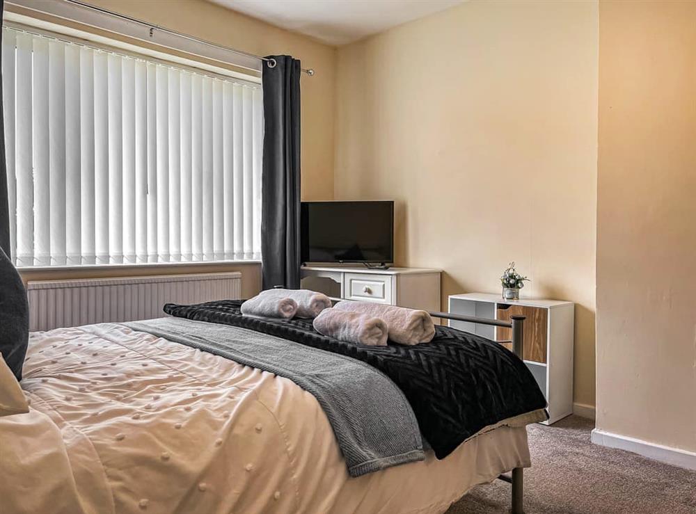 Double bedroom at Harris House in Inkersall, near Chesterfield, Derbyshire