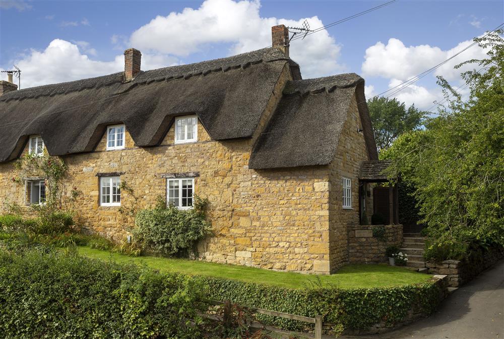 Harrowby End is a stunning Grade II listed thatched cottage in the picturesque Cotswolds village of Ebrington