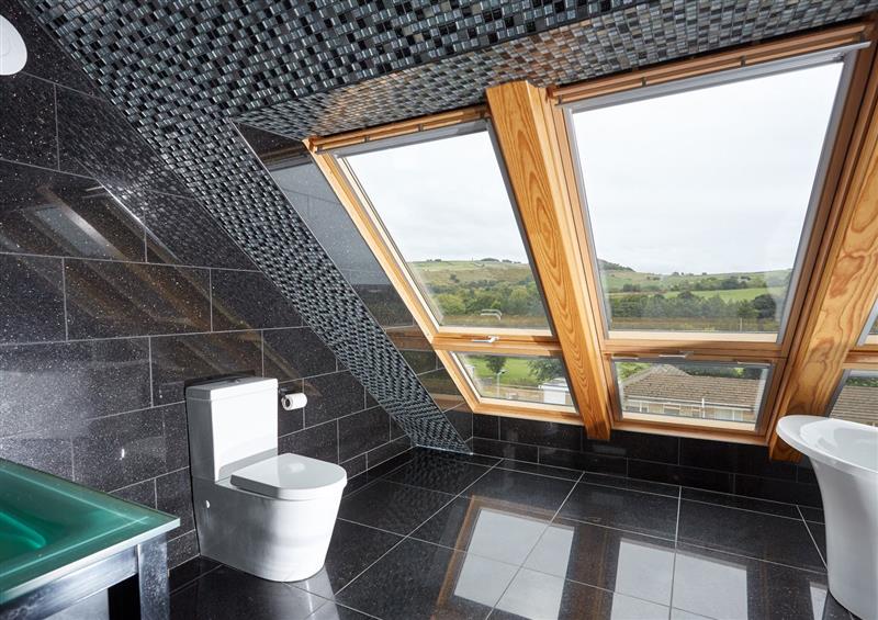 The bathroom at Hartcliffe View, Holmfirth