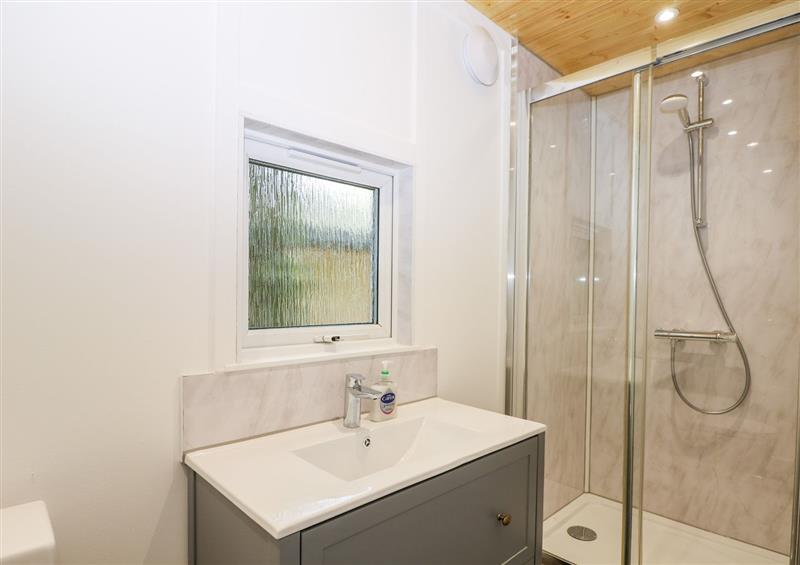 Bathroom at Harvest Lodge, Wineham near Bolney