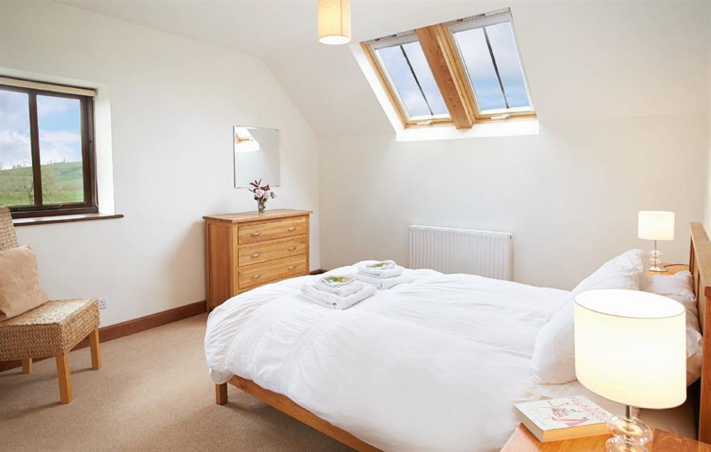 Double bedroom with 5’ bed at Harvest Moon, Feniton