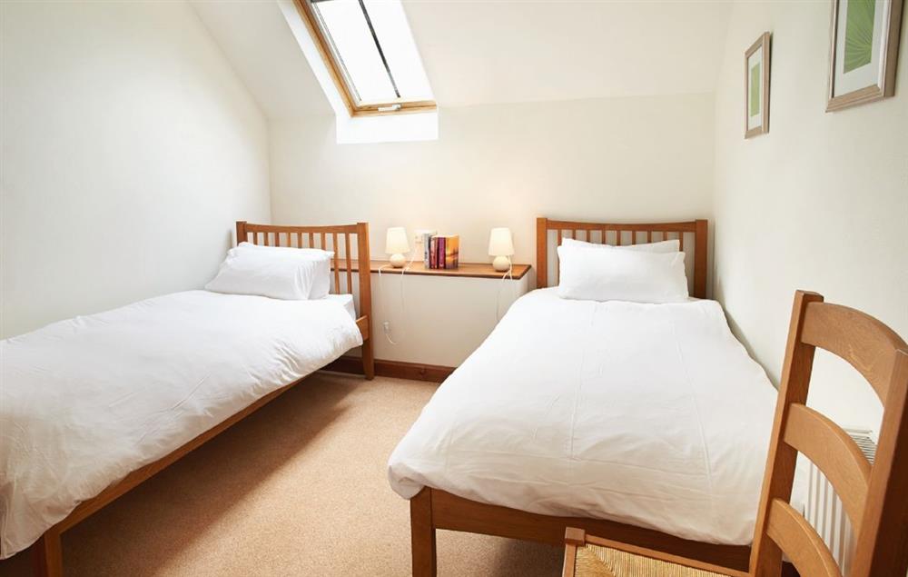 Twin bedroom with 3’ beds (photo 2) at Harvest Moon, Feniton
