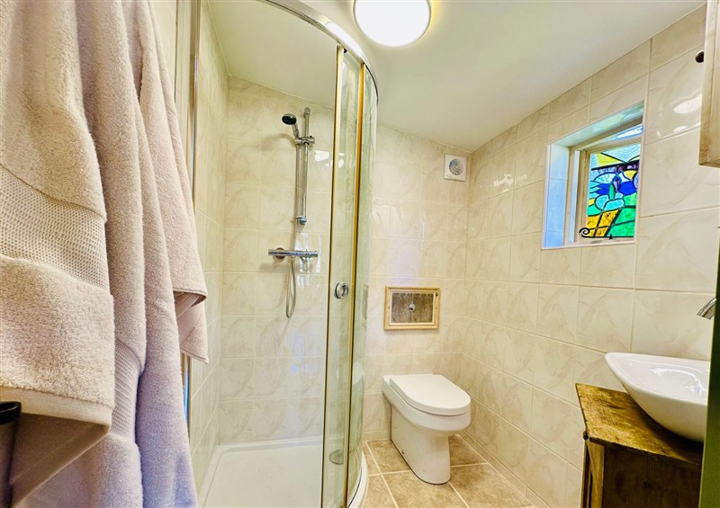 Bathroom at Harveys Lodge, Helston