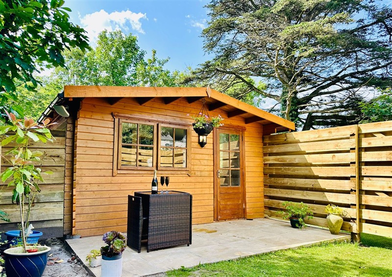 The setting of Harvey's Lodge at Harveys Lodge, Helston