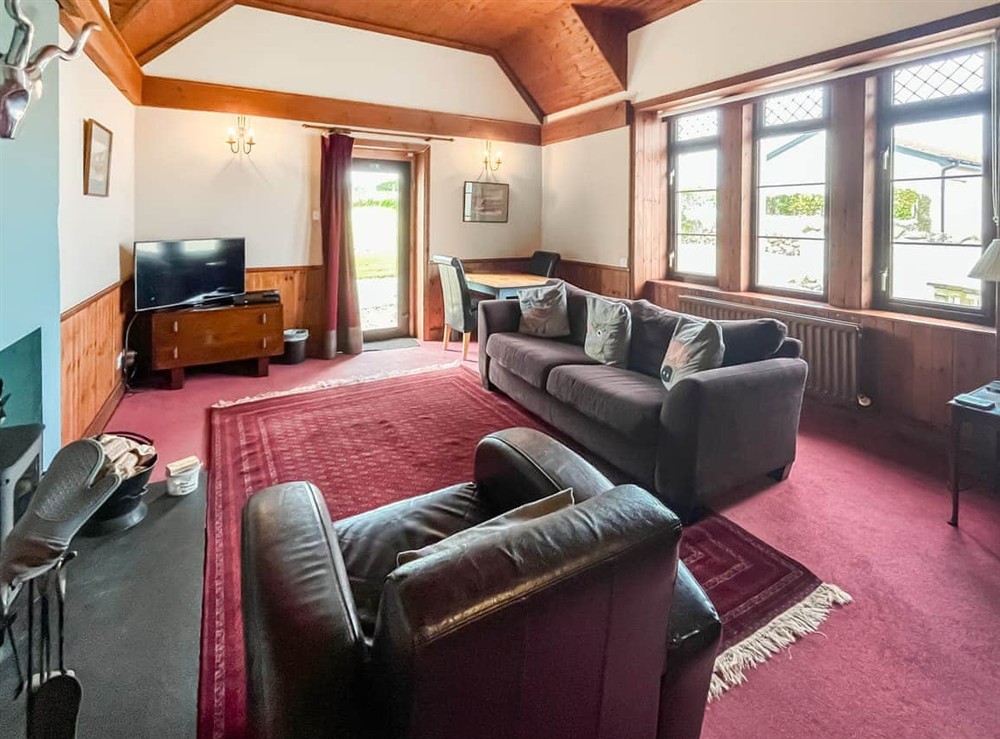 Living room/dining room at Haven Cottage in Eyemouth, Berwickshire