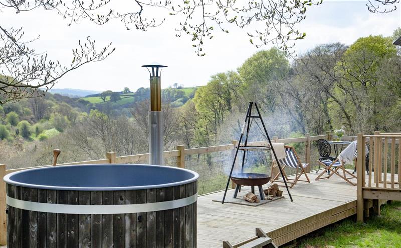 The setting at Hawkings Hideaway, Knowstone