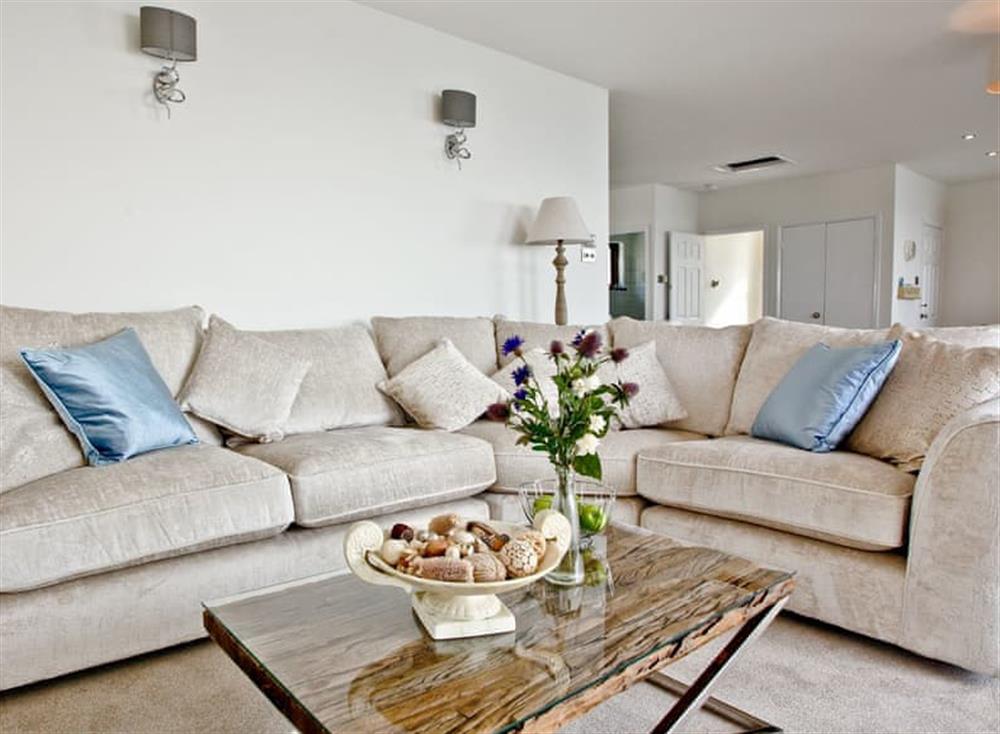 Spacious and comfortable living area at Hawks Ridge in Downderry, Cornwall