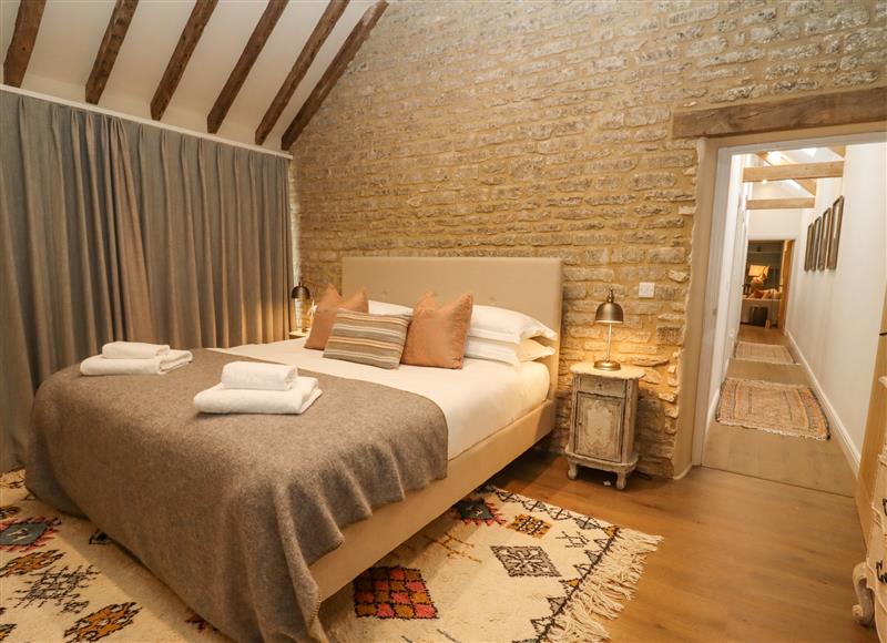 A bedroom in Hawthorn Barn at Hawthorn Barn, Northleach