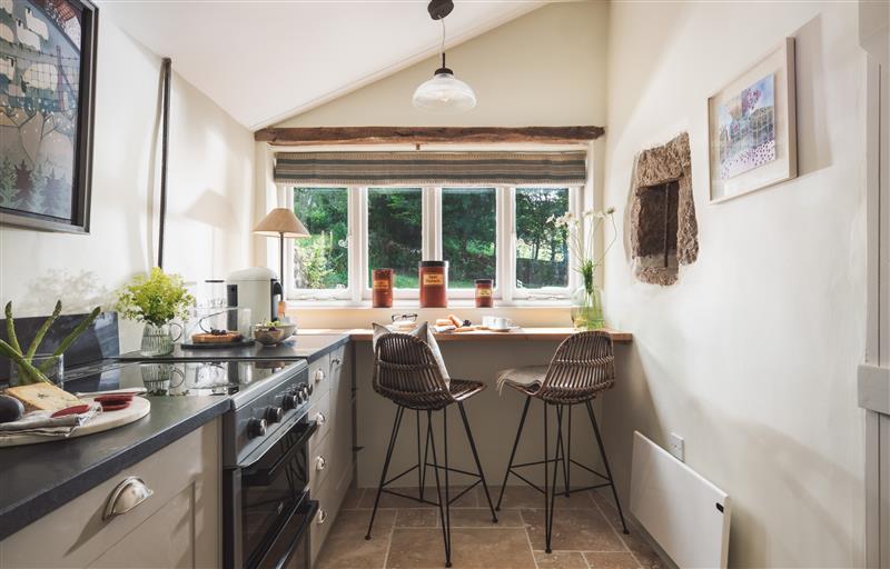 Kitchen at Hawthorn Cottage at Collihole, Chagford