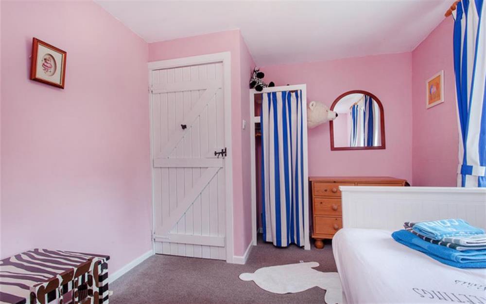 Another view of the single room  at Hawthorn Cottage in Slapton
