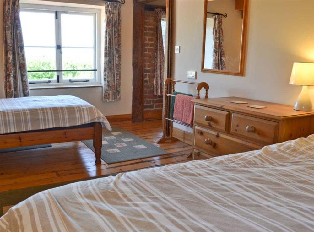 Twin bedroom at Hawthorne Cottage in Preston, Canterbury., Kent