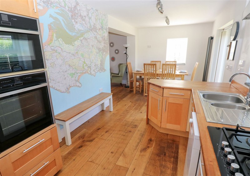 Kitchen (photo 3) at Hawthorns, Scurlage