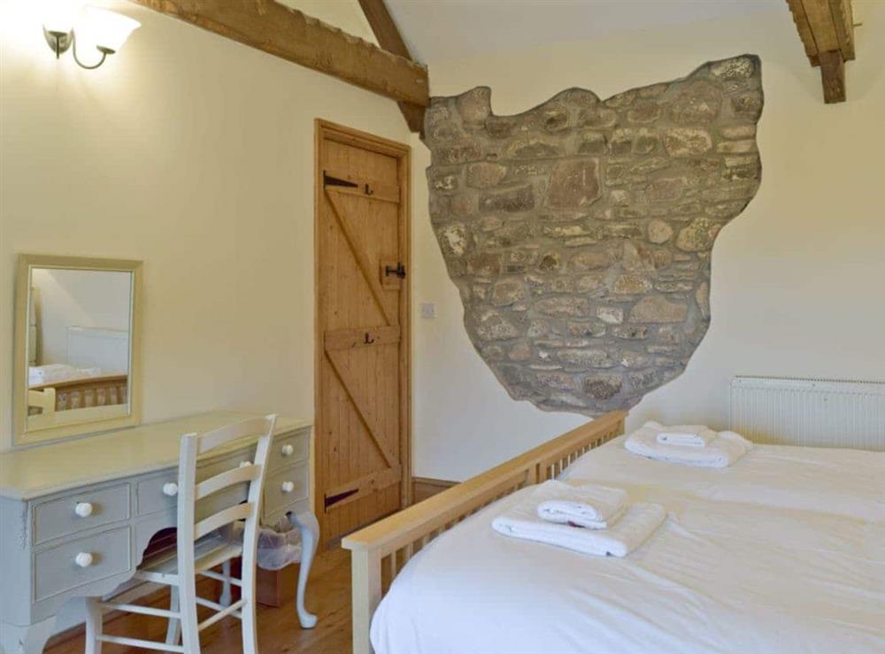 Twin bedroom at Hawton in Kidwelly, Dyfed, Great Britain