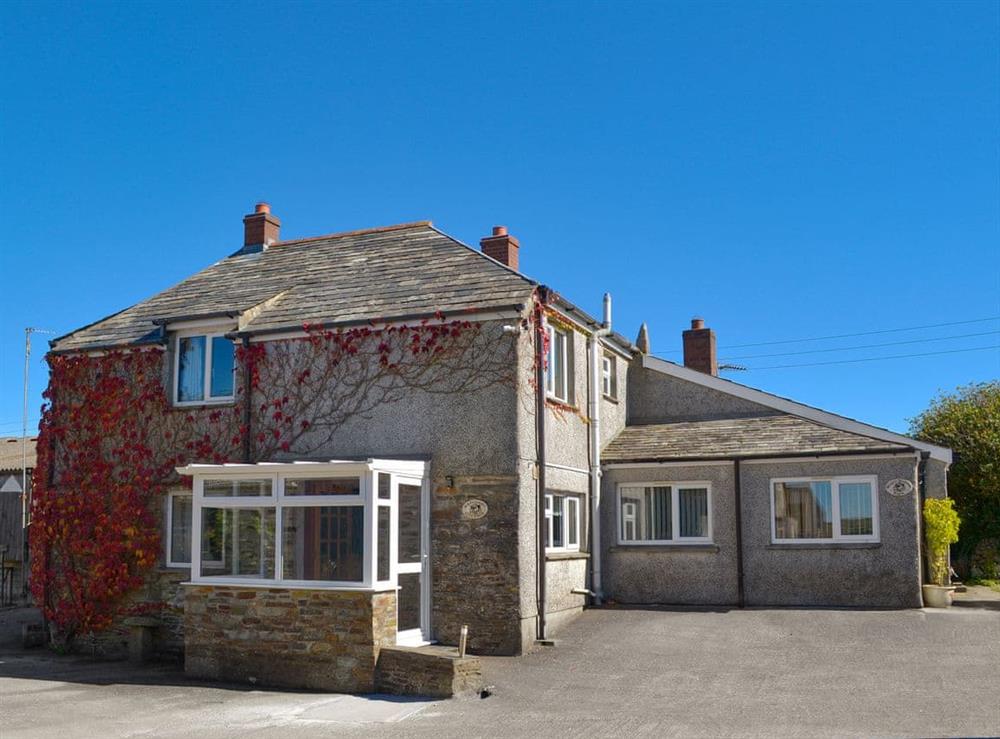 Charming holiday home at Haycombe Cottage in Camelford, Cornwall