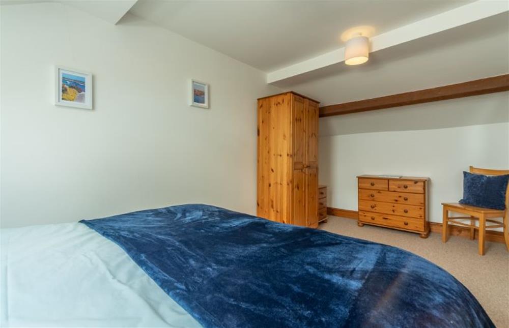 First floor: Bedroom two (photo 2) at Hayloft Cottage, Wells-next-the-Sea