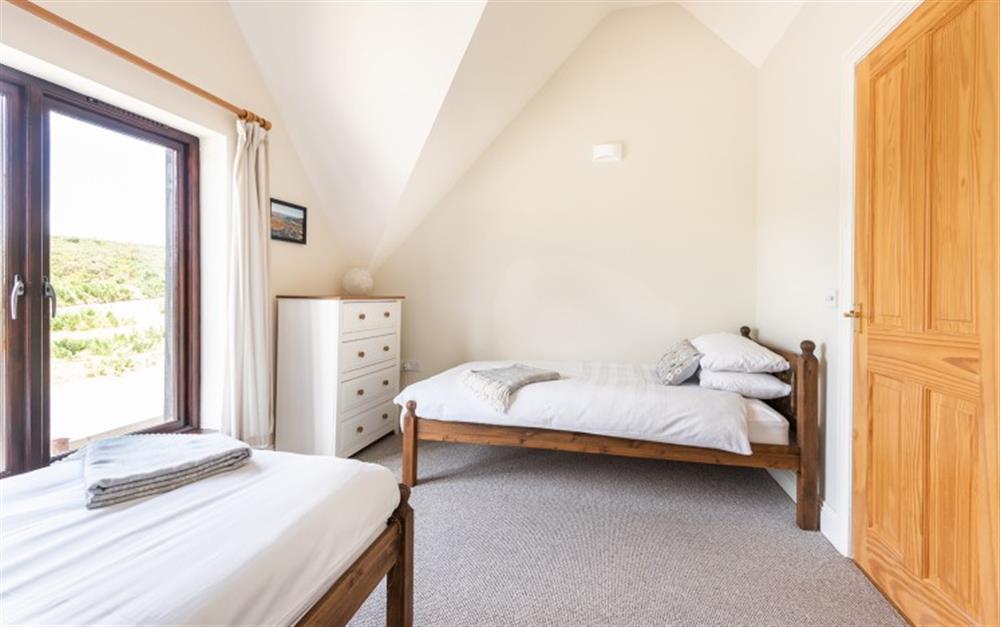 Another look at the twin room  at Haytor View in Haytor