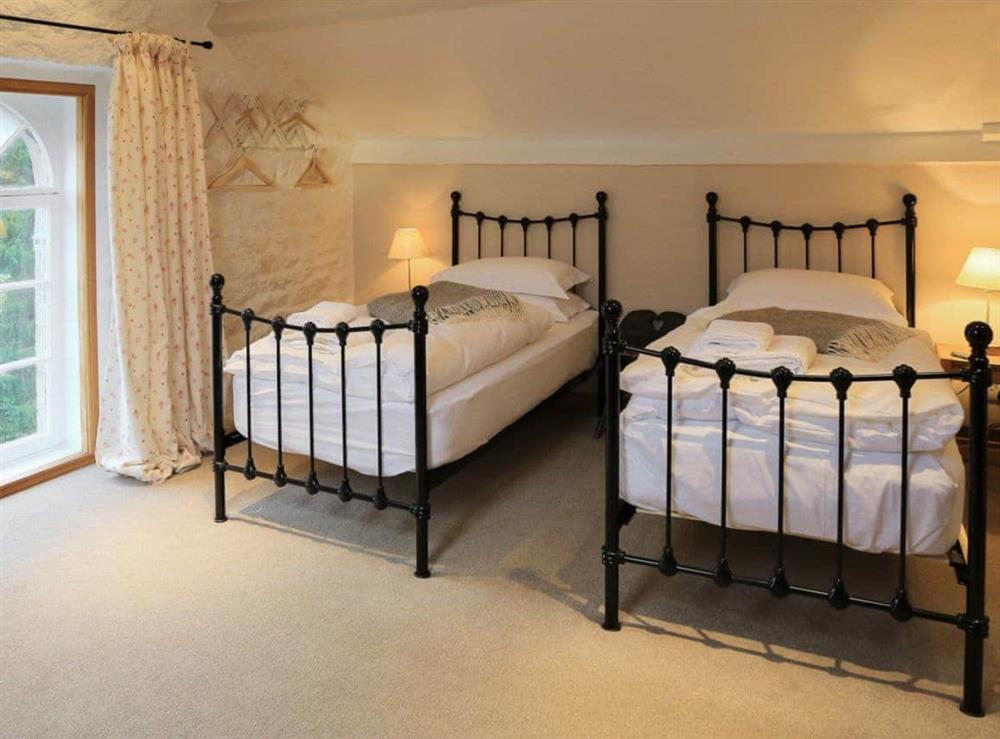 Delightful twin bedroom at Hazel Grove House in Near Kirkby Lonsdale, Lancashire