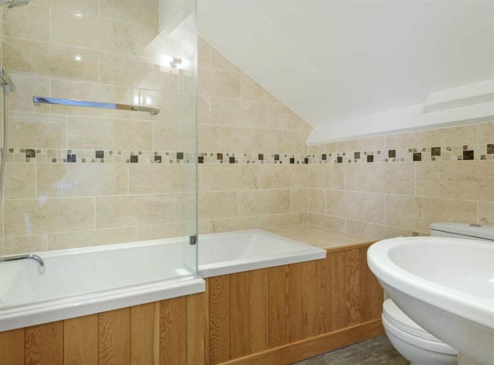 Excellent modern bathroom at Hazel Grove House in Near Kirkby Lonsdale, Lancashire