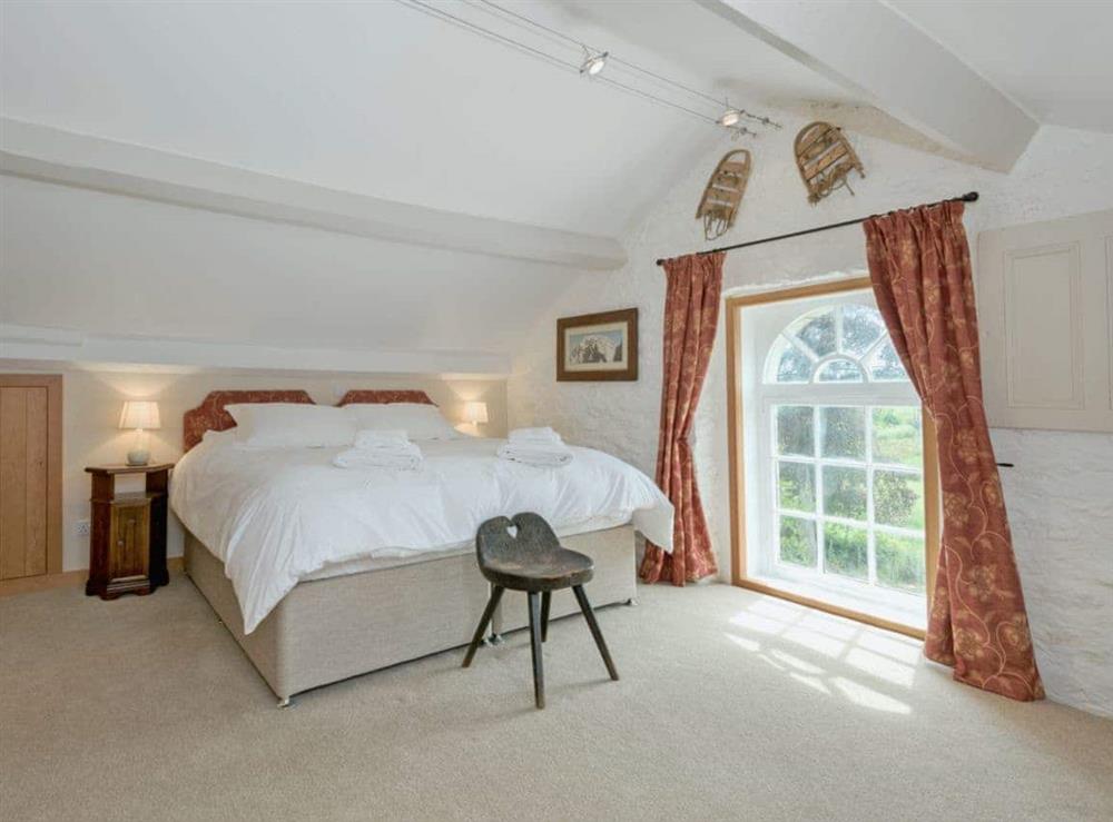 Roomy double bedroom at Hazel Grove House in Near Kirkby Lonsdale, Lancashire