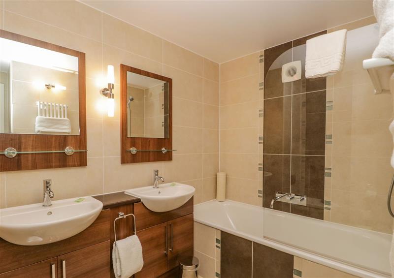 Bathroom at Hazel Nook 21 Ullswater Suite, Penruddock