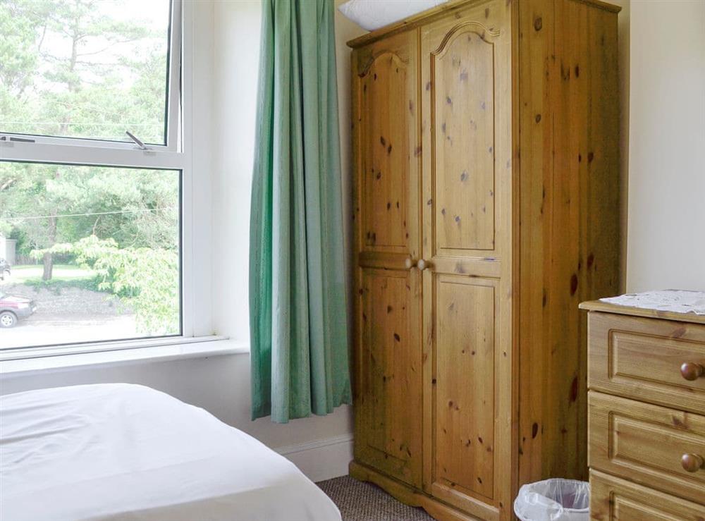 Good-sized single bedroom at Hazeldene in Murton, near Swansea, Glamorgan, West Glamorgan