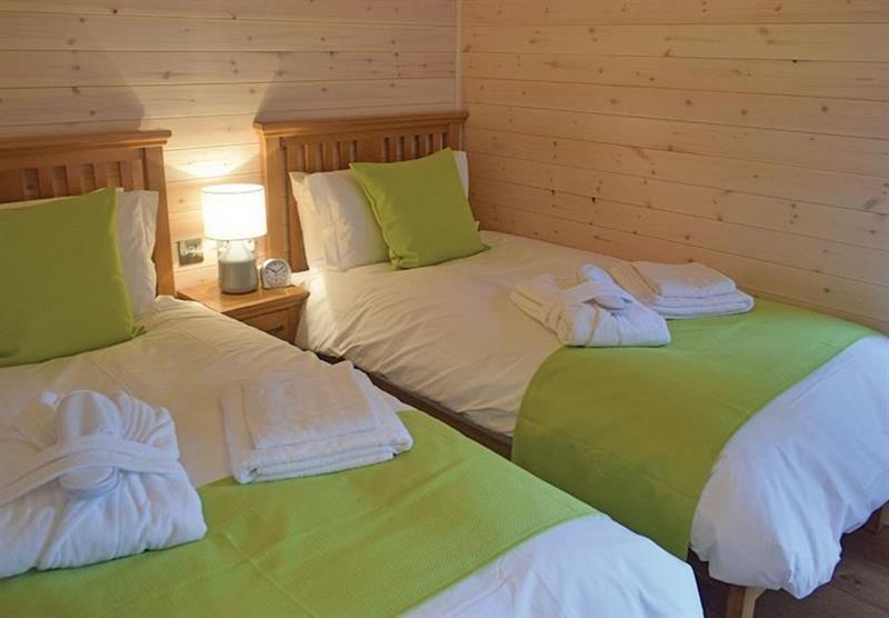 Twin bedroom in Bramble Lodge (photo number 2) at Hazelhurst Lodges in Ashover, Derbyshire