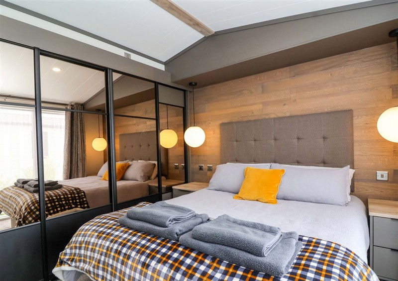 Bedroom at Hazelnut Lodge, Chipping Norton