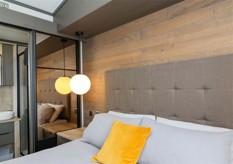 This is a bedroom at Hazelnut Lodge, Chipping Norton