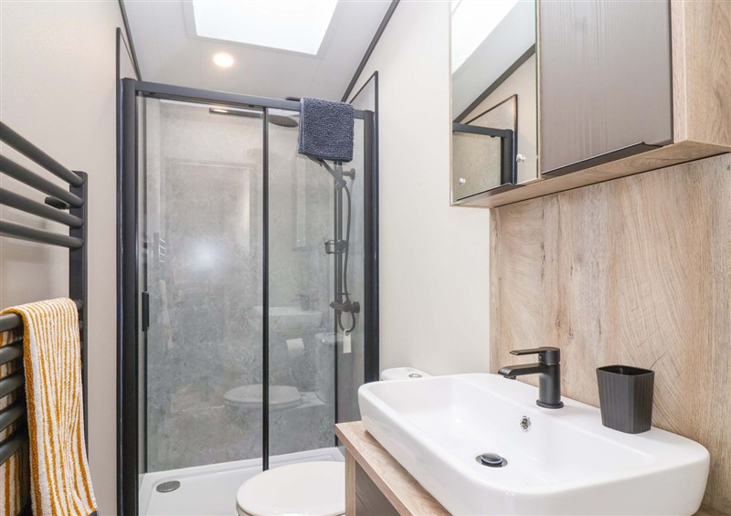 This is the bathroom (photo 2) at Hazelnut Lodge, Chipping Norton