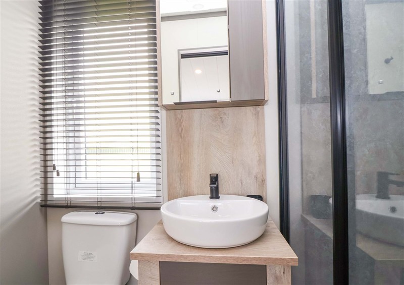 This is the bathroom at Hazelnut Lodge, Chipping Norton
