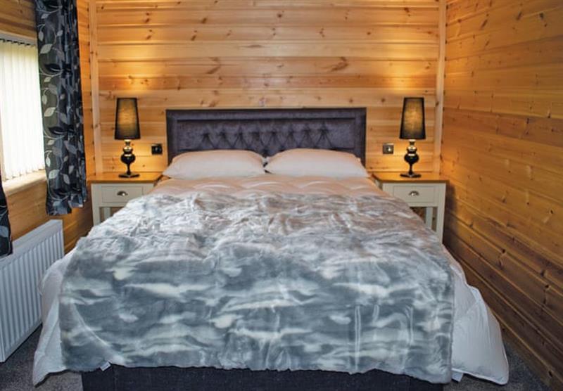 Double bedroom in the Lake View at Head Fen Country Retreat in Ely, Cambridge