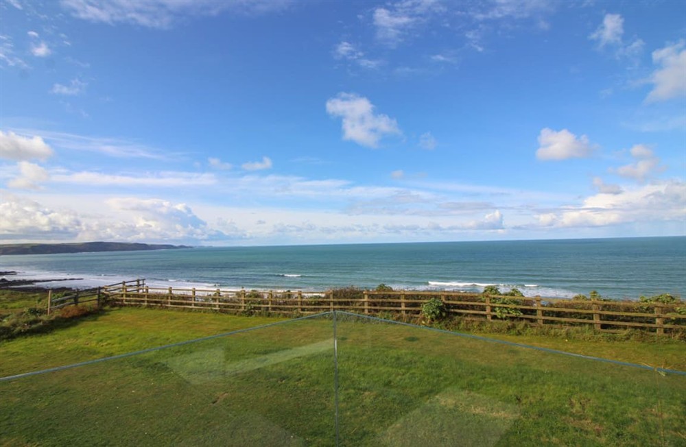 Beach (photo 2) at Headland Studio in Bude, Cornwall