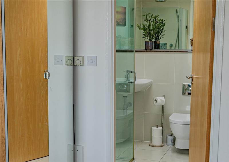 The bathroom (photo 2) at Headland View, Newquay