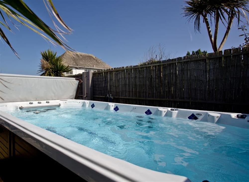 Hot tub at Headland Views in Newquay, North Cornwall