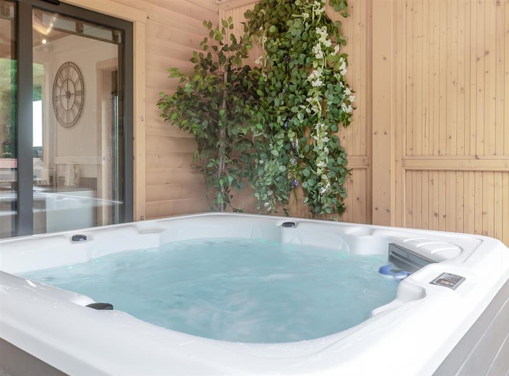 Hot tub at Heath Farm Lodge in Grantham, Lincolnshire