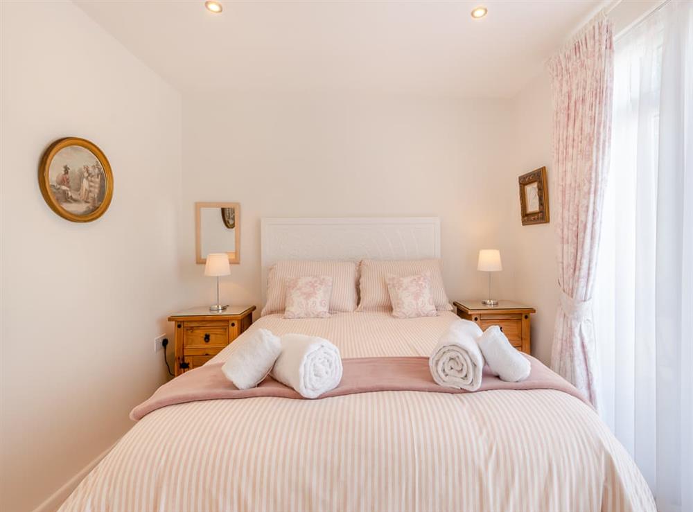 Double bedroom (photo 2) at Heath Lodge in Brixham, Devon