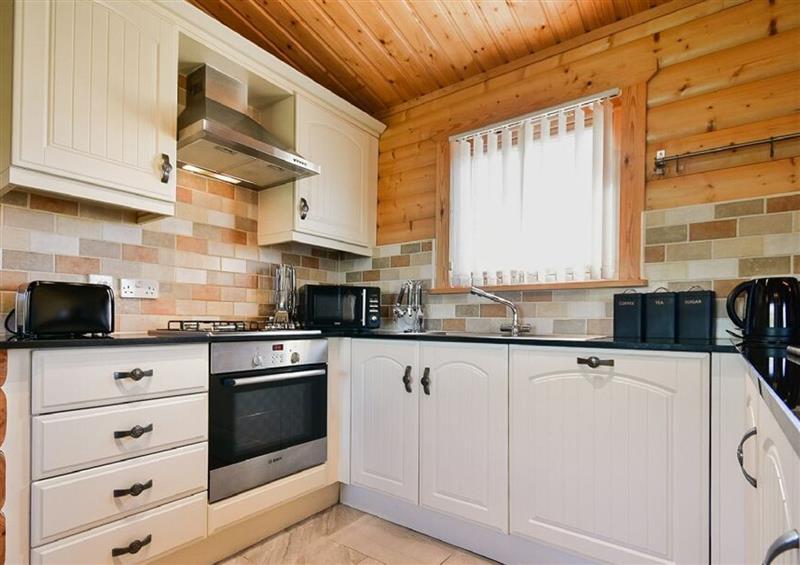 Kitchen at Heather Cottages - Brown Owl, Bamburgh