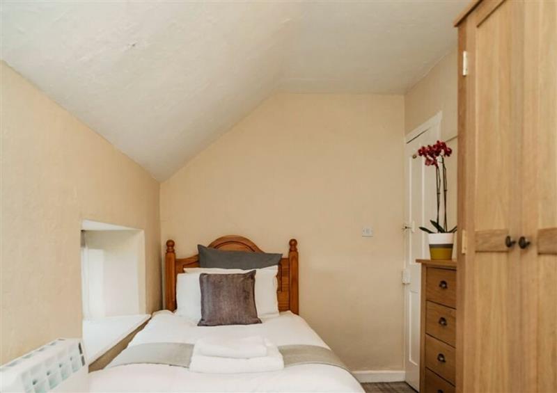 A bedroom in Heather Cottages - Godwit at Heather Cottages - Godwit, Bamburgh