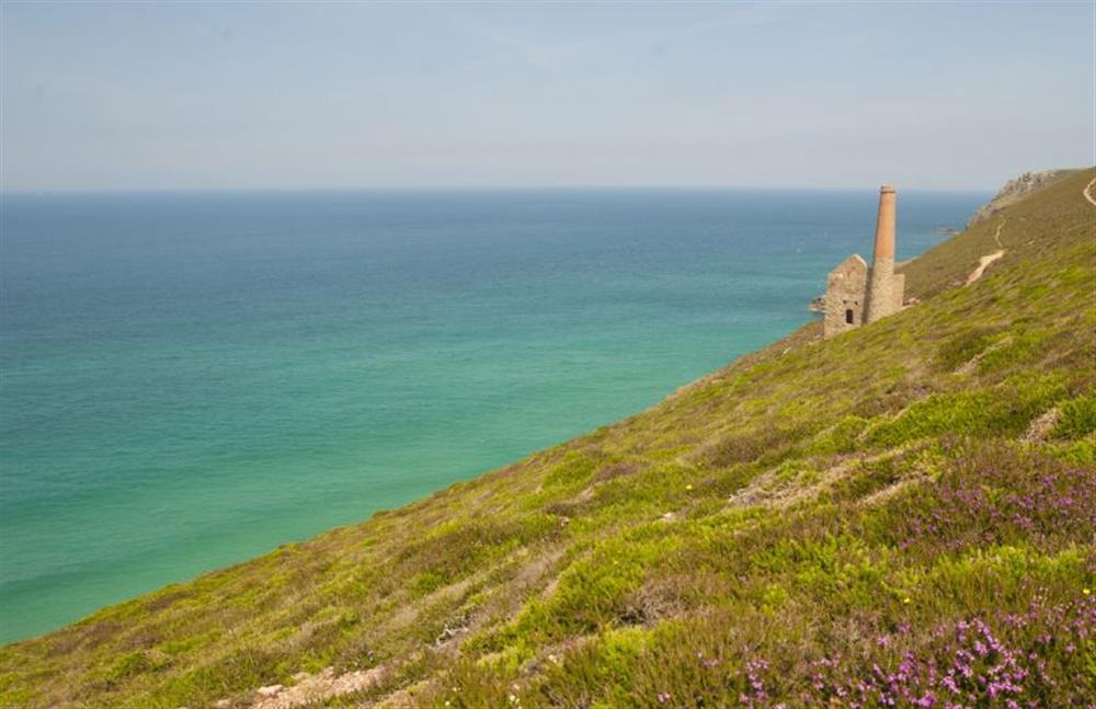 Beautiful coastal walks filled with history and nature at Heatherbank, St Agnes