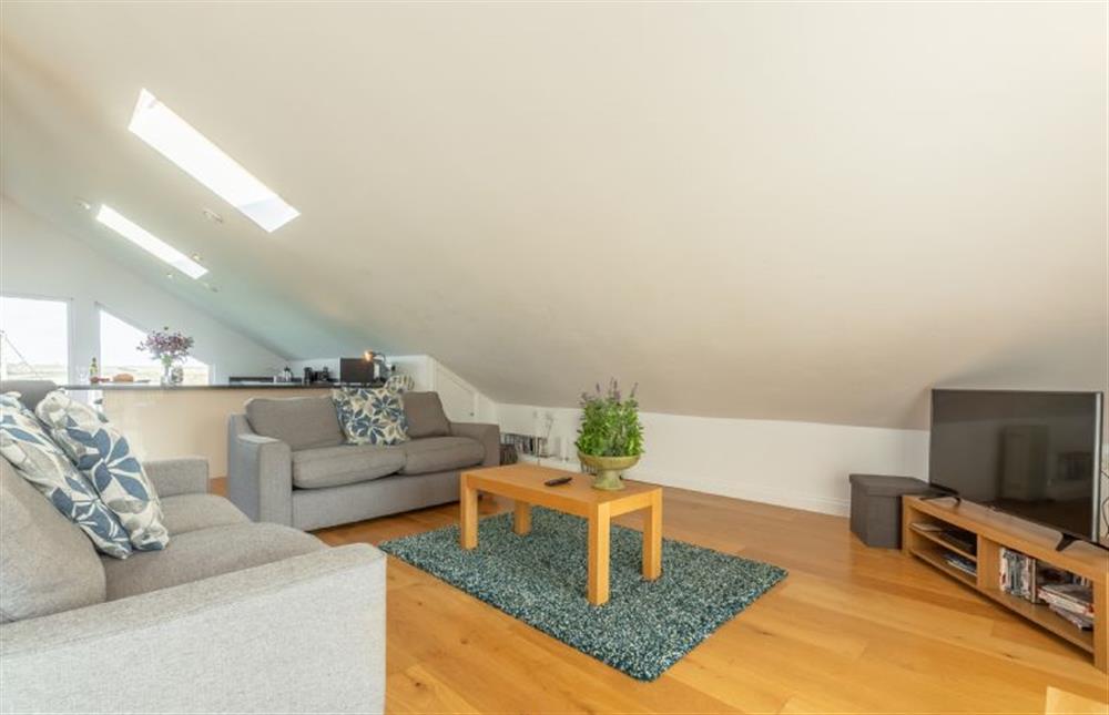 Open plan living area with television at Heatherbank, St Agnes