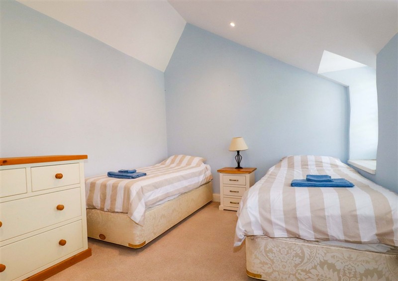 One of the bedrooms (photo 2) at Heatherlea Cottage, Polgooth
